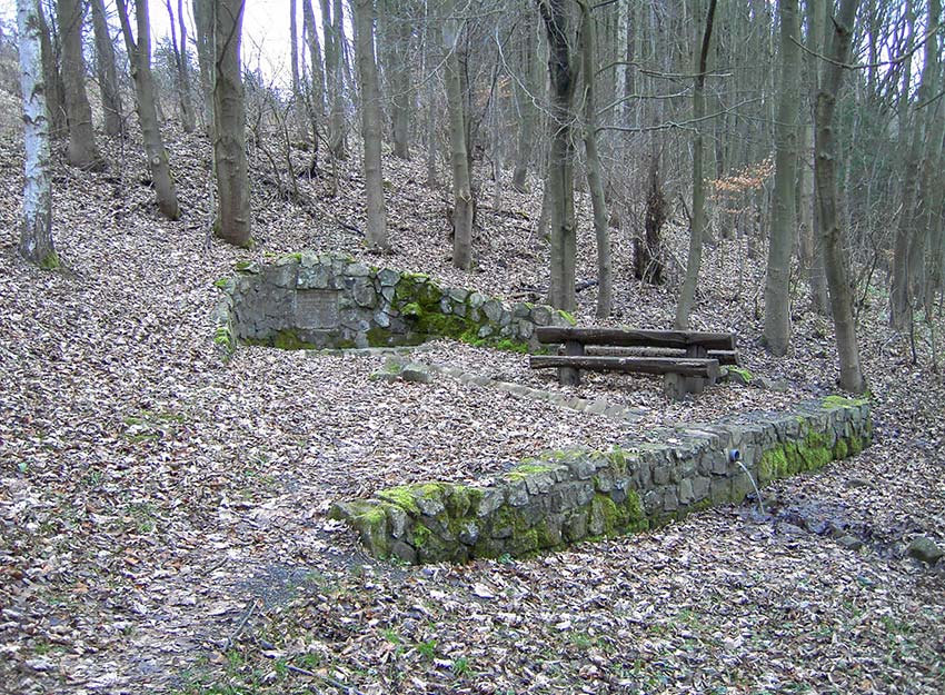 Rhoenklub-Zweigverein-Rother-Kuppe_Website-Justusbrunnen